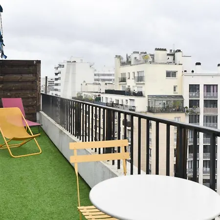 شقة 50 M Unoverlooked Nest With Eiffel Tower View *