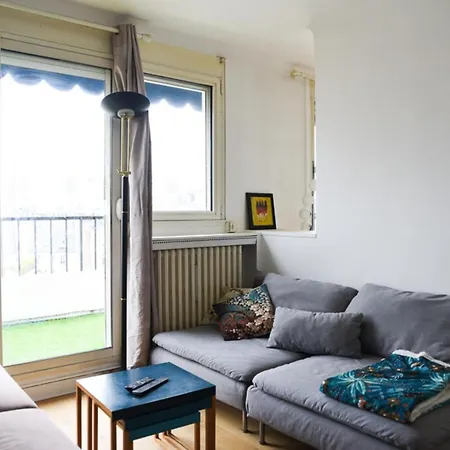 50 M Unoverlooked Nest With Eiffel Tower View * باريس
