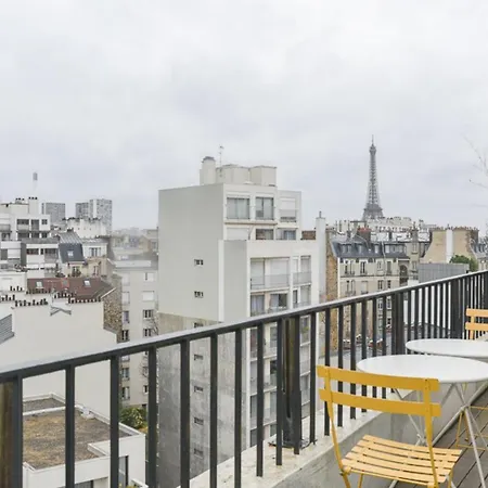 50 M Unoverlooked Nest With Eiffel Tower View *
